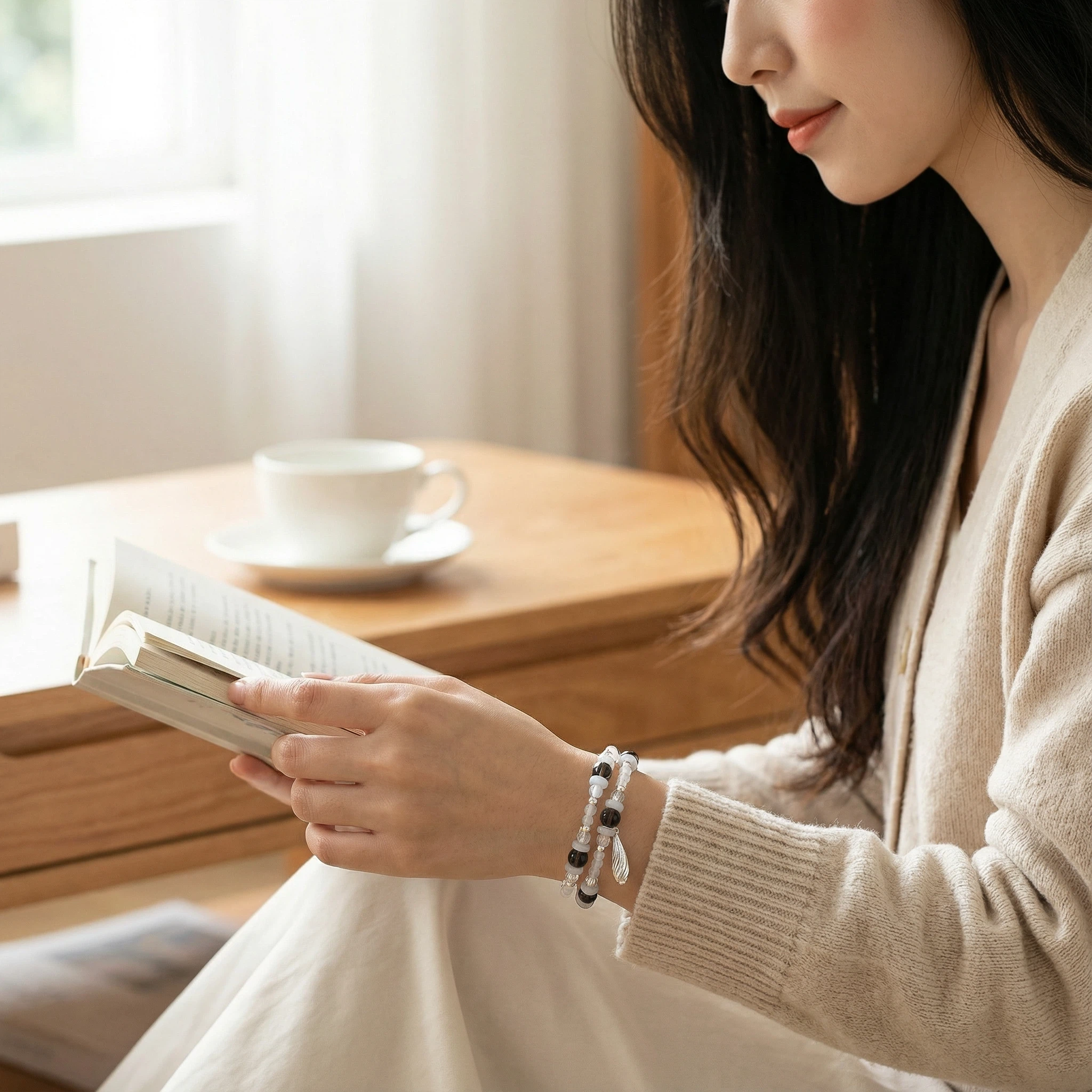 Timeless · Dual-Layer Crystal Bracelet
