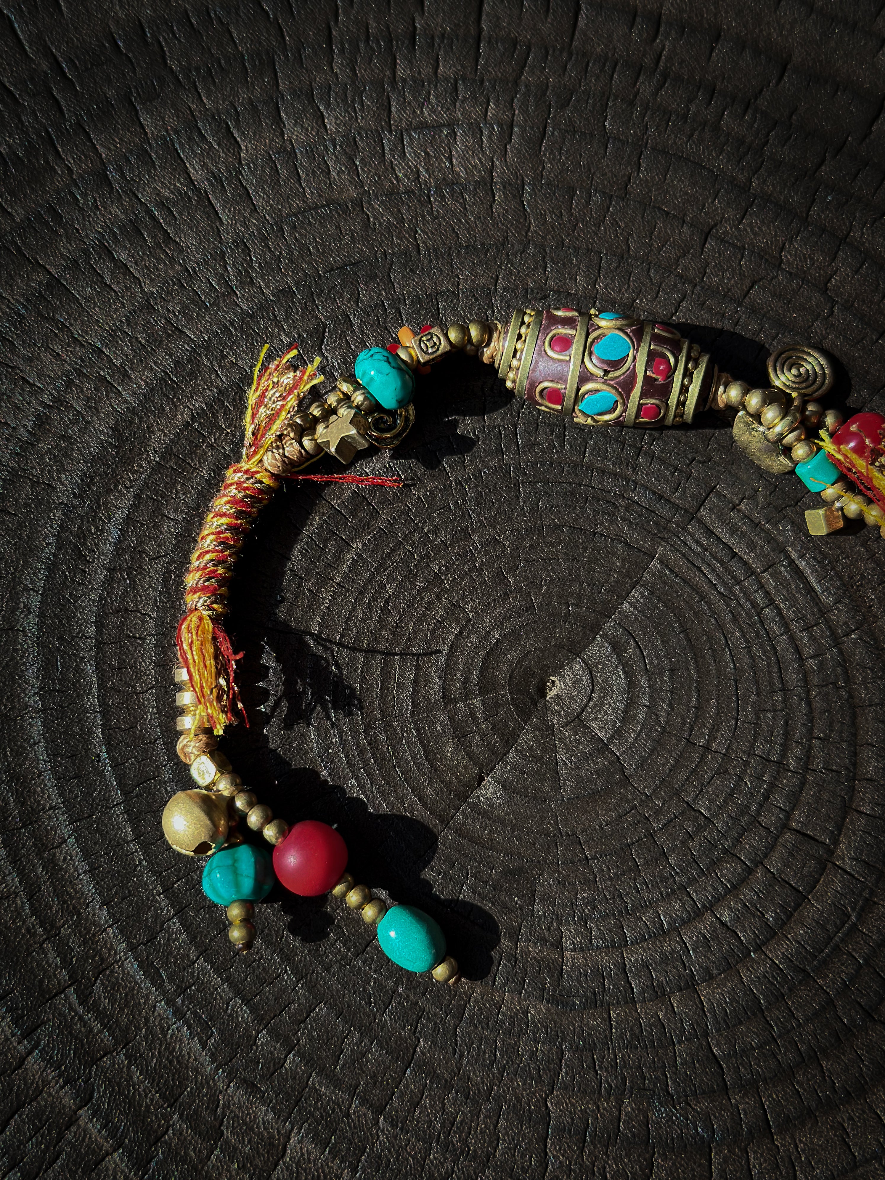 Tibetan Tribal Wax Rope Bracelet – A Vintage and Adjustable Handcrafted Accessory