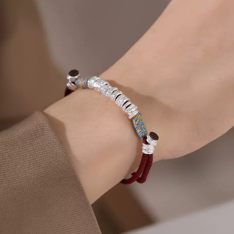 Gewebtes Armband im chinesischen Vintage-Stil – Rotwein & Schwarz