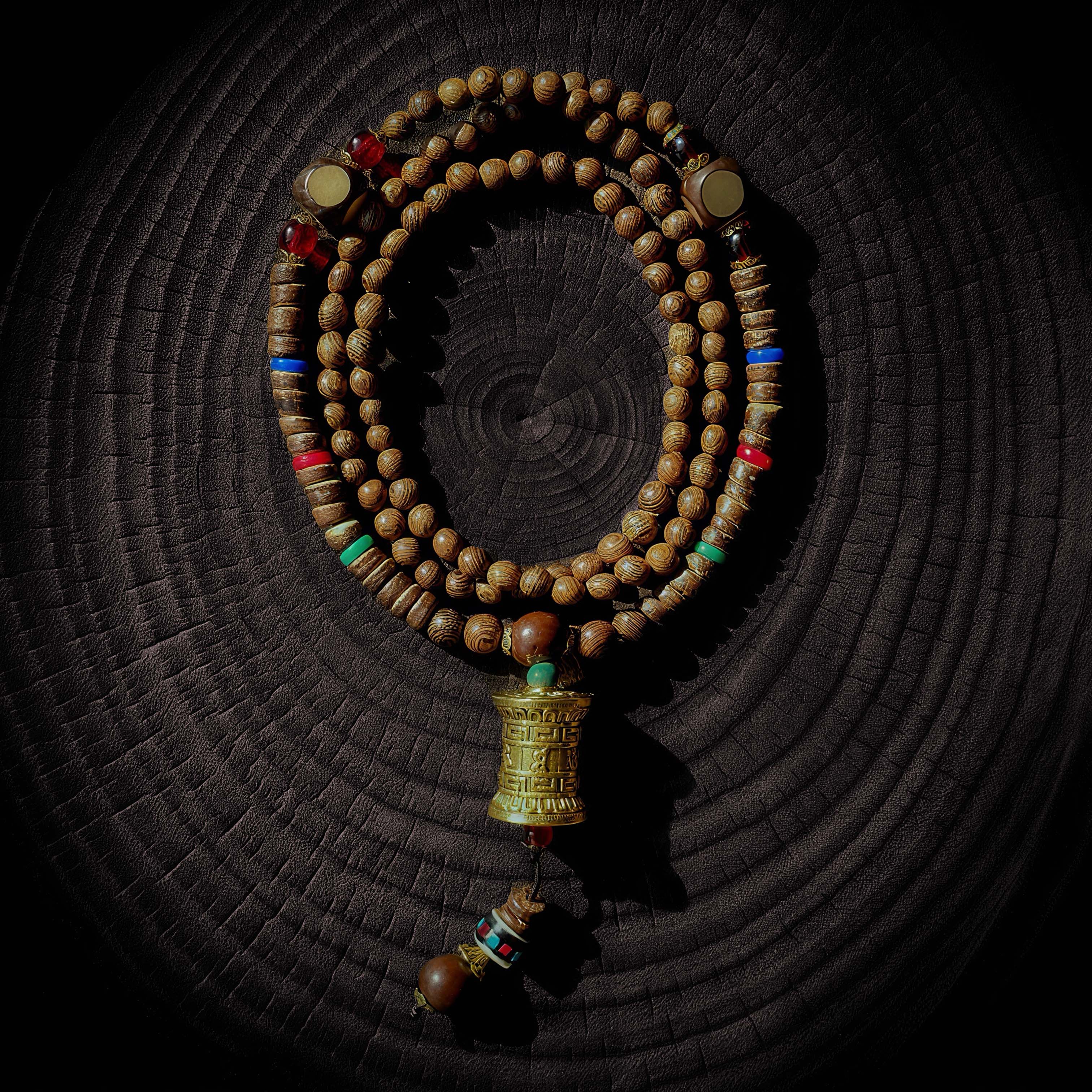 Halskette mit tibetischem Gebetsmühlen-Anhänger – Symbol für Segen und spirituelle Energie