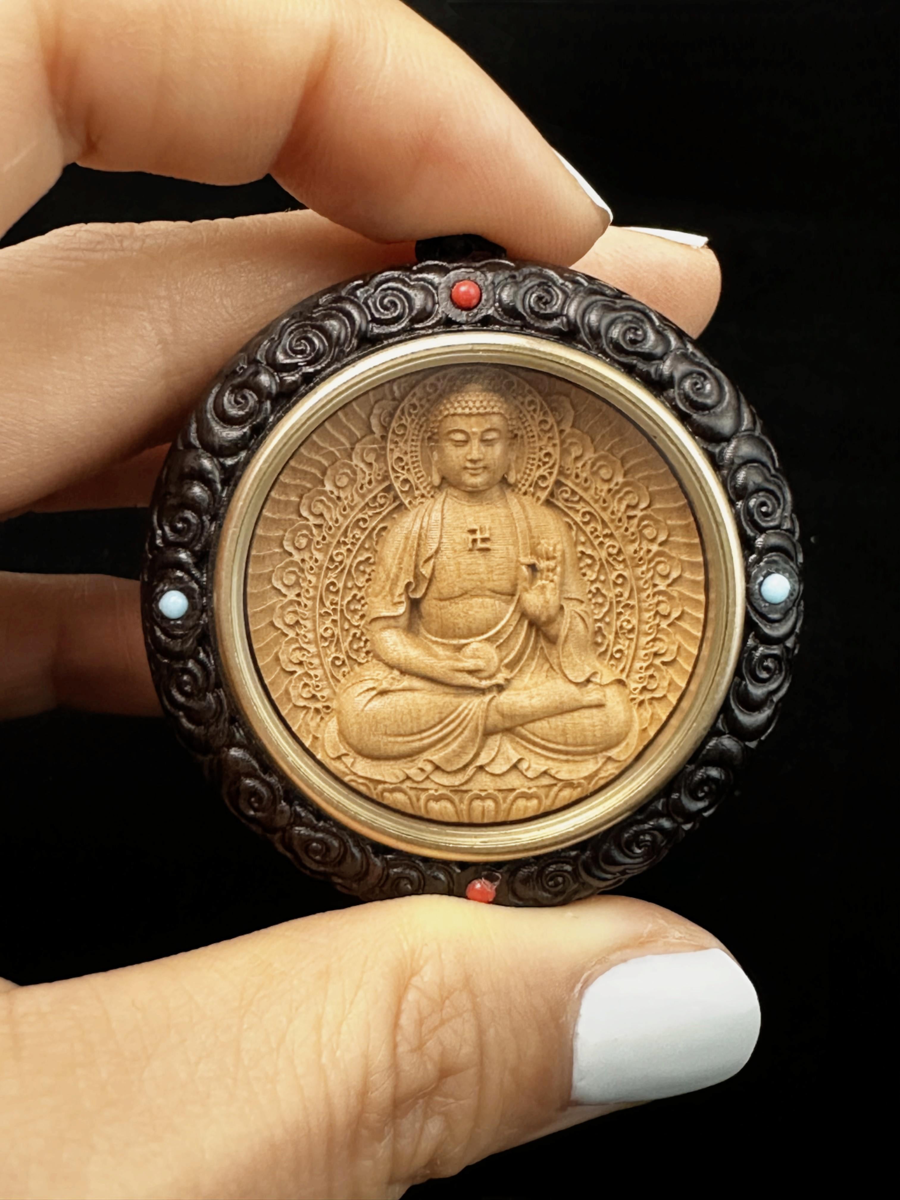 Zodiac Amida Buddha Anhänger – Original chinesisches Design, schwarzes Ebenholz