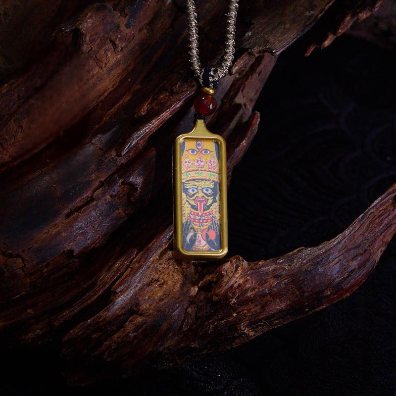 Mini collar Thangka tibetano pintado a mano - Gran Rey Negro / Guardián Zajilam