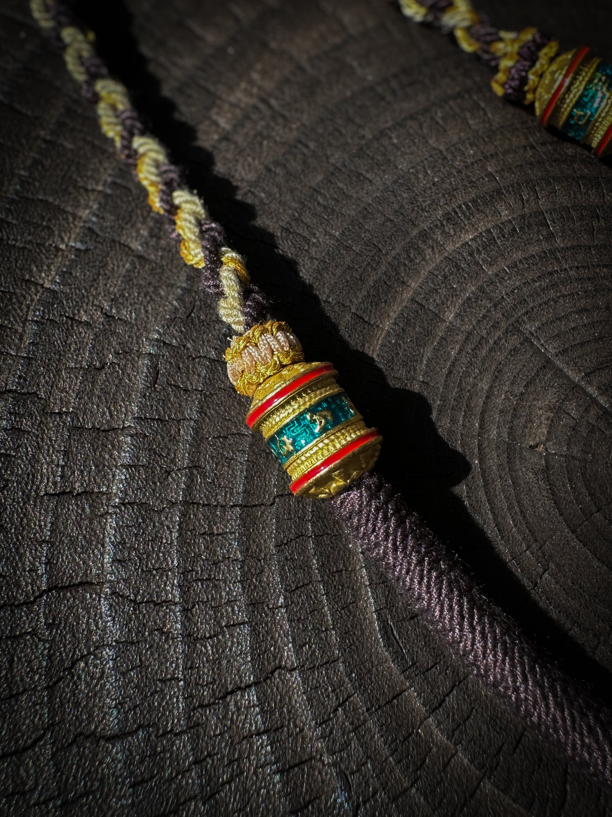 High-End Tibetan Handmade Cotton Pendant Necklace – A Unique Symbol of Craftsmanship