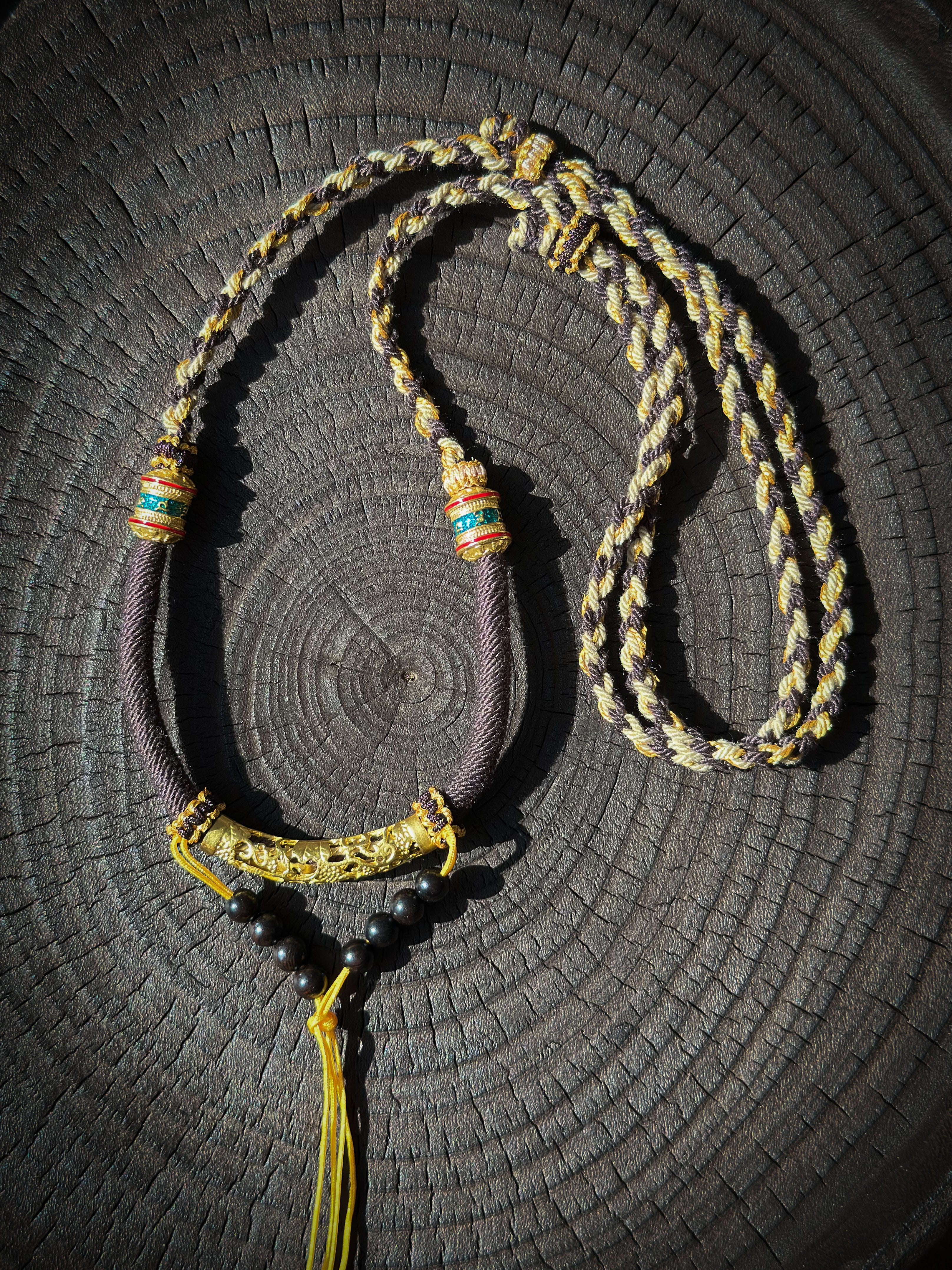 High-End Tibetan Handmade Cotton Pendant Necklace – A Unique Symbol of Craftsmanship