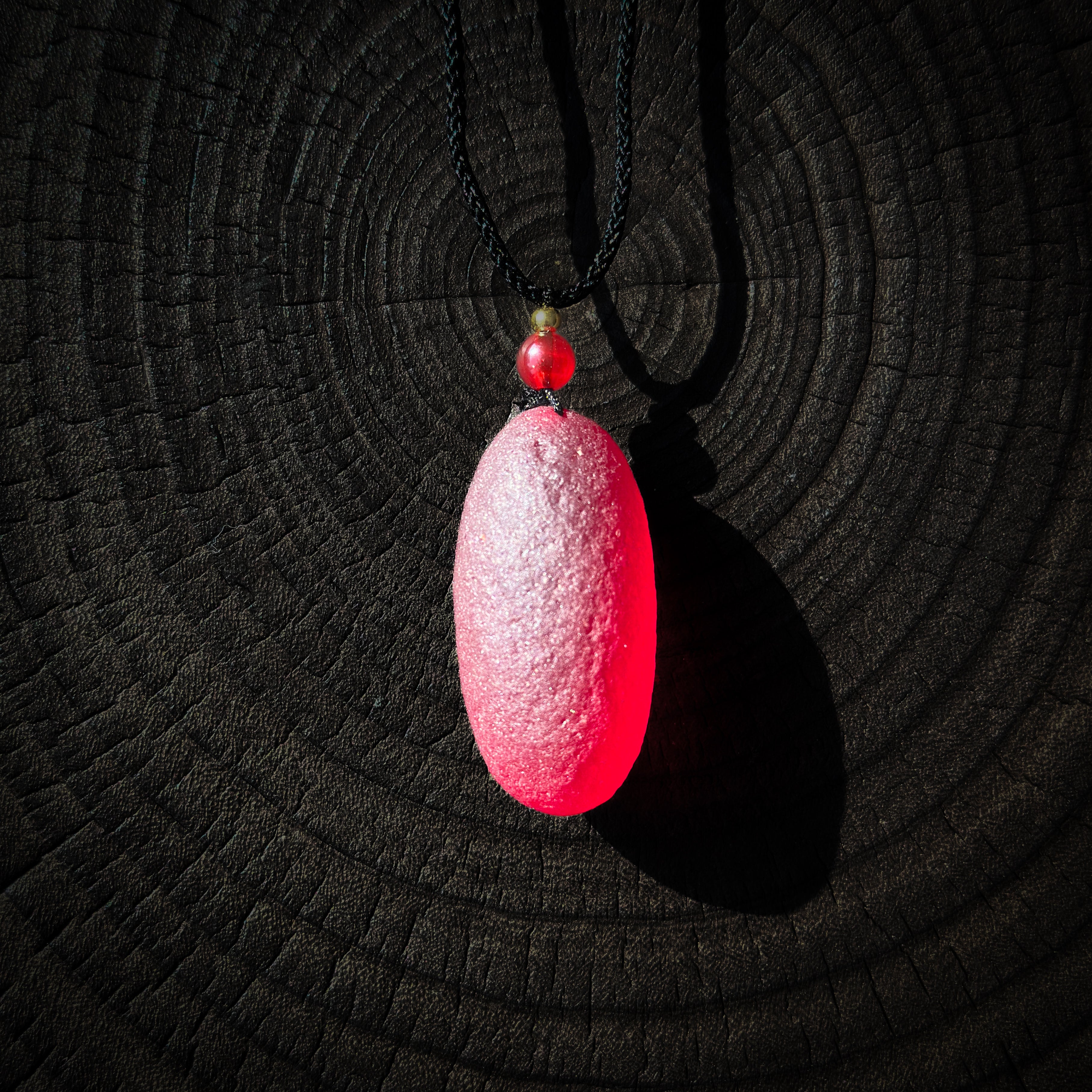 Wine Red Energy Stone Pendant – A Source of Vitality and Balance