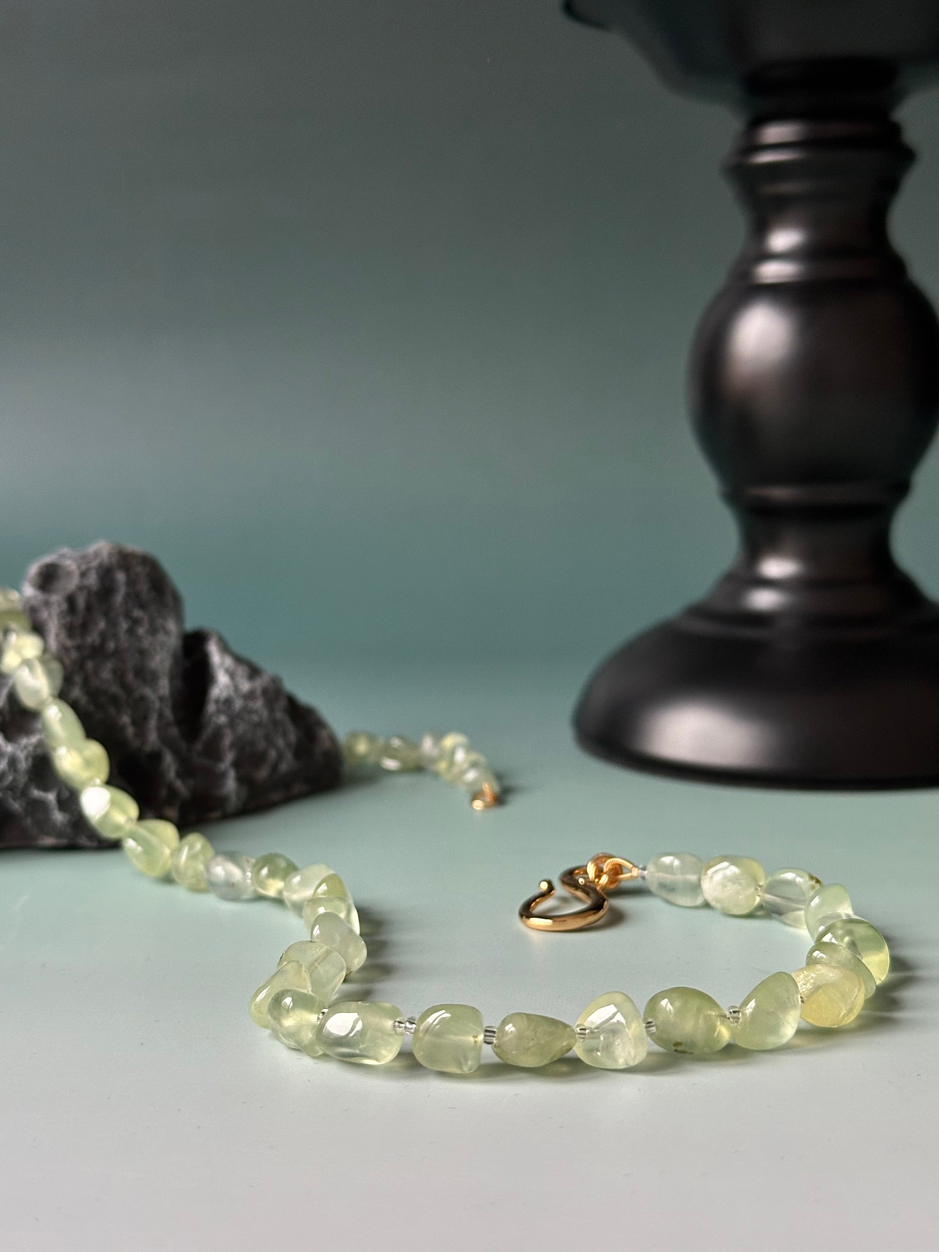 Natural Irregular Green Grape Crystal Stone Necklace – A Symbol of Vitality and Healing