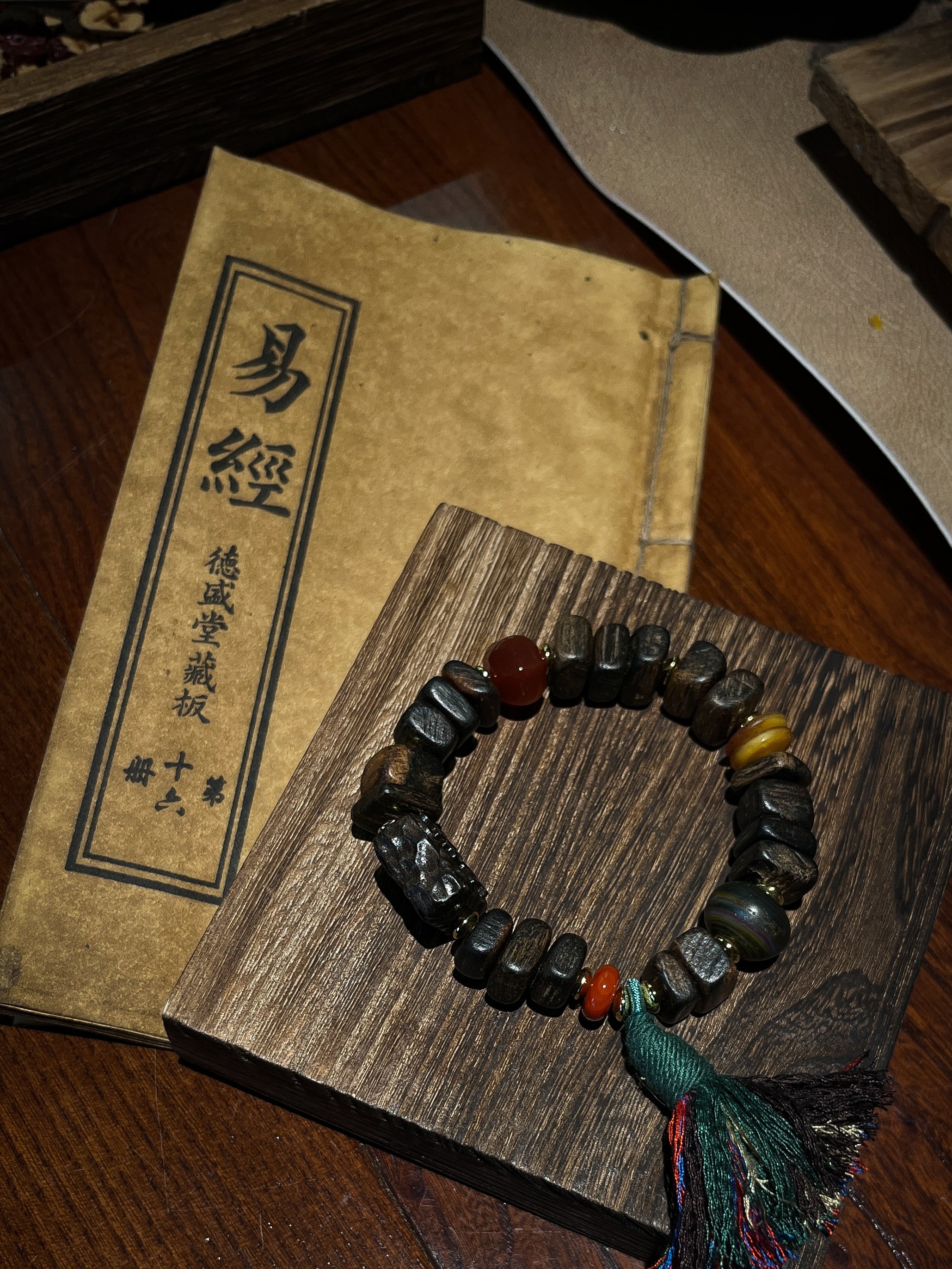 Sacred Agarwood Bracelet – Dalagan Freestyle Beads